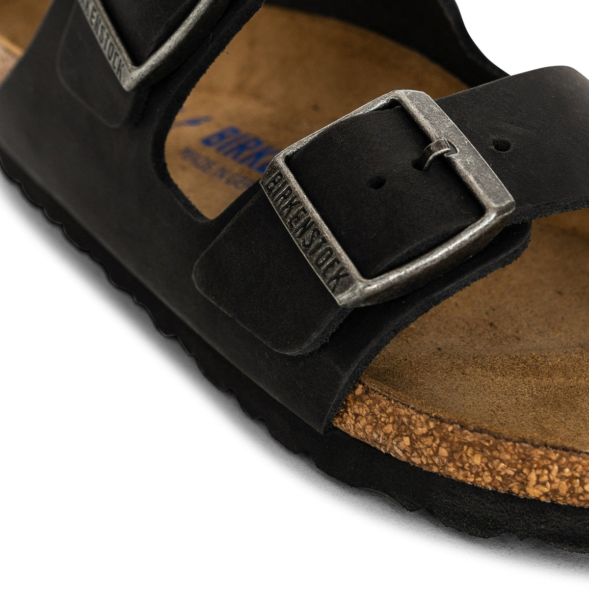 Load image into Gallery viewer, BIRKENSTOCK Black Regular Fit Oiled Leather Arizona
