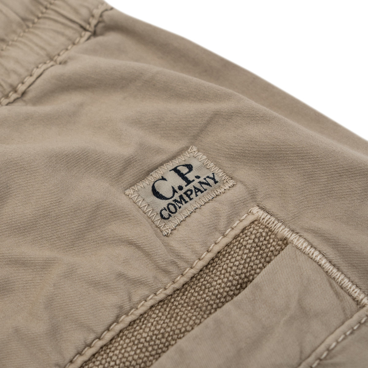 Load image into Gallery viewer, C.P. Company Cobblestone Stretch Twill Cargo Shorts
