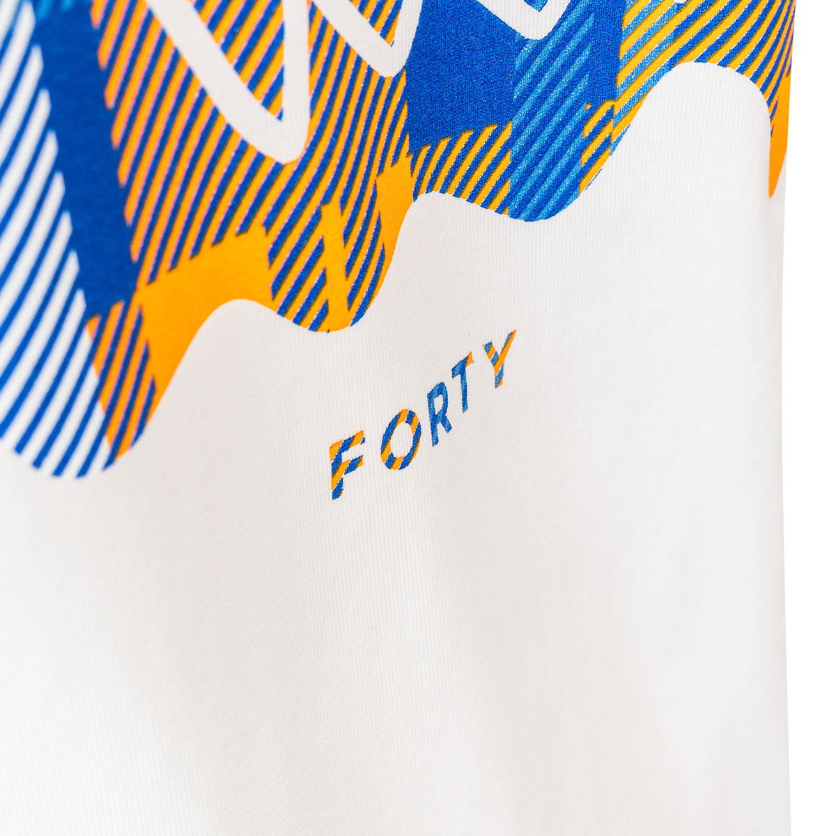 Load image into Gallery viewer, FORTY White/Iron Breachan Tee
