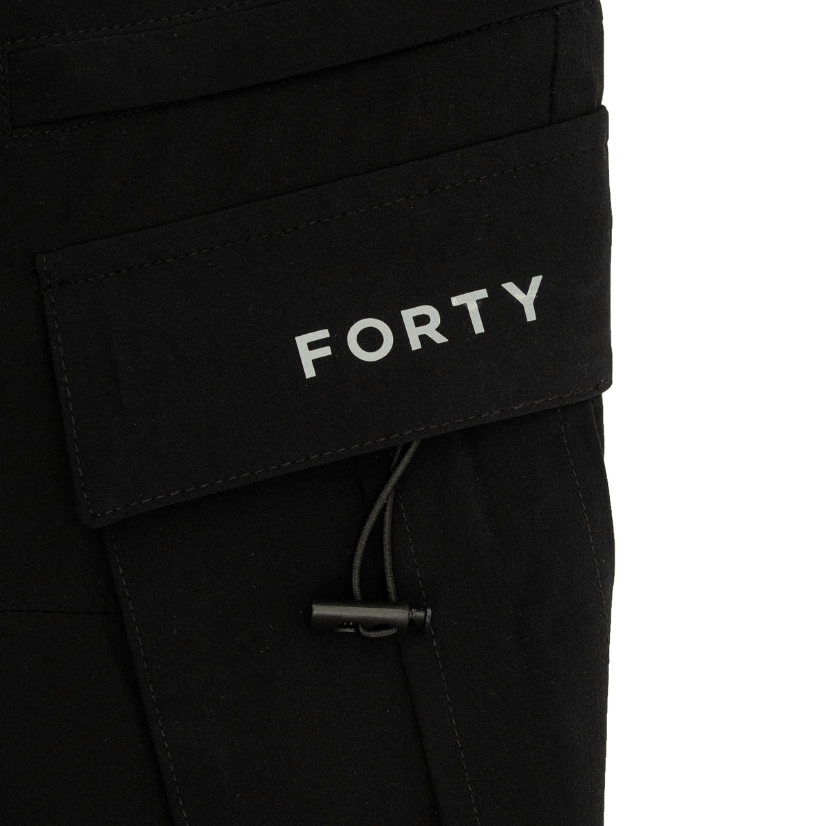 Load image into Gallery viewer, FORTY Black Bram Tech Cargo Pants
